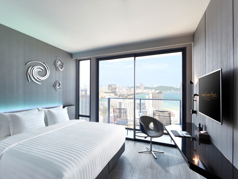 grande_centre_point_pattaya_deluxe_corner_seaview_extra_larg_800_600_1.jpg