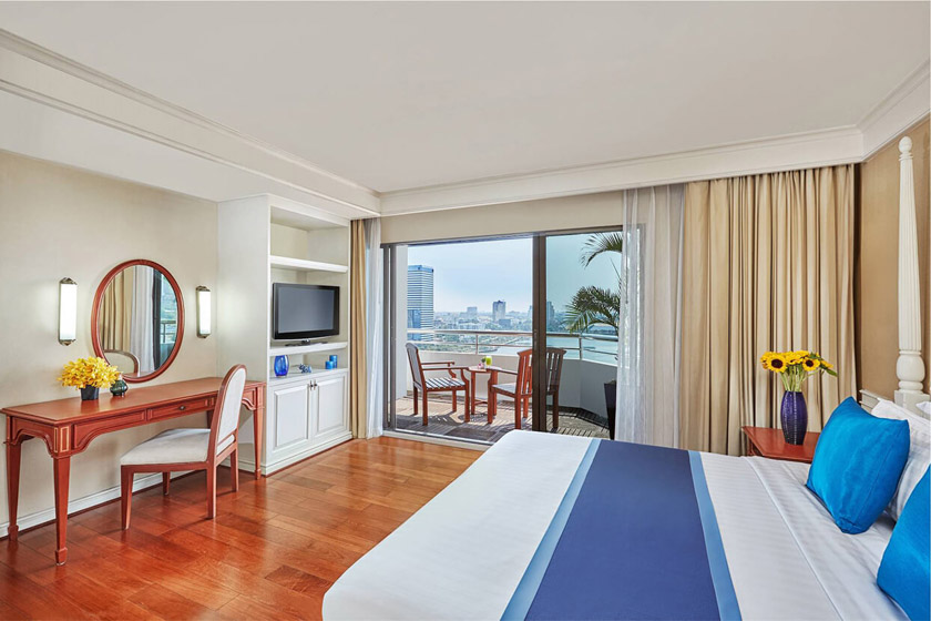 Sukhumvit-Three_Bedrooms_Family_Grand_Suite-121_sqm-4.jpg
