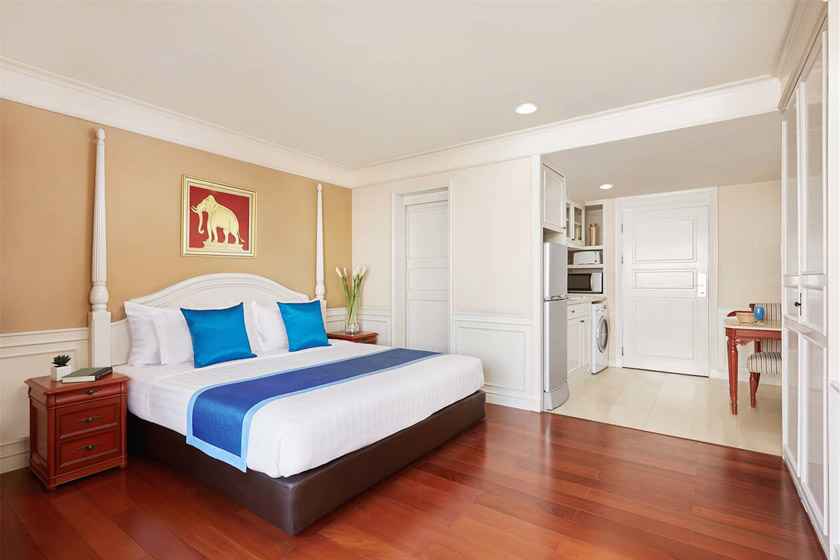 Sukhumvit-Deluxe_Premium-38_sqm-1.jpg