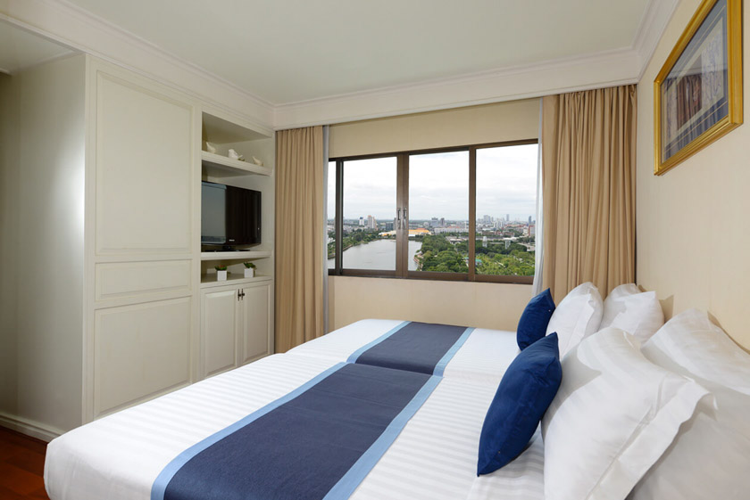 Sukhumvit-Three_Bedrooms_Family_Grand_Suite-121_sqm-2.jpg