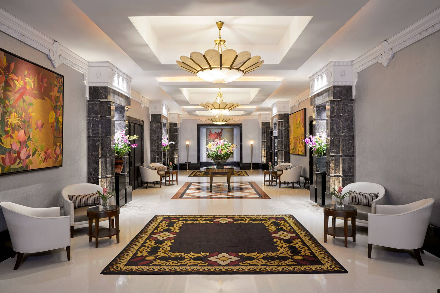 bkker-lobby-0075-hor-clsc.jpg